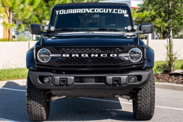 2025 Ford Bronco Heritage Edition — photo 25