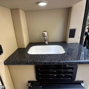 2021 Mercedes-Benz Sprinter 2500 Midwest Automotive Designs Day Cruiser 4×4 — photo 74
