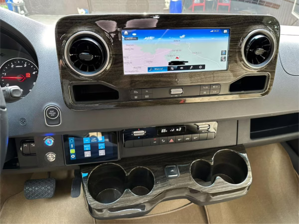 2021 Mercedes-Benz Sprinter 2500 Midwest Automotive Designs Day Cruiser 4×4 — photo 85