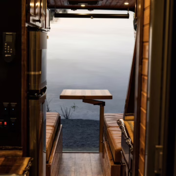2021 Mercedes-Benz Sprinter 2500 4×4 — photo 90