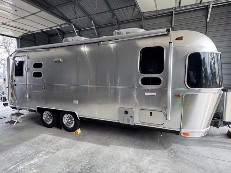 2024 Airstream International 25FB