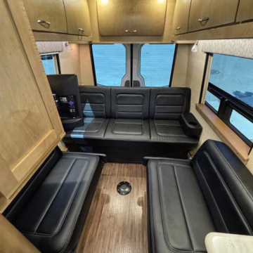 2016 Mercedes-Benz Sprinter 3500 Coachmen Galleria 24SQ — photo 15