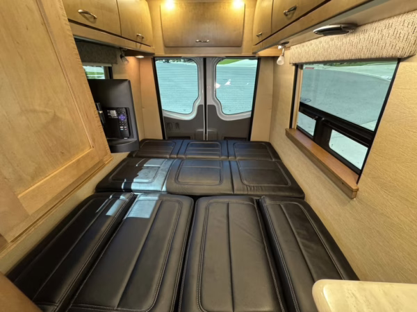 2016 Mercedes-Benz Sprinter 3500 Coachmen Galleria 24SQ — photo 17