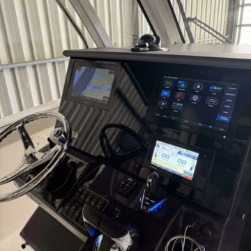 2022 Pursuit 32′ — photo 9