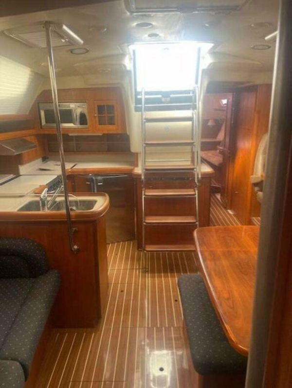 2007 Hunter 45′ — photo 13