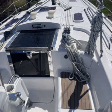 2007 Hunter 45′ — photo 3