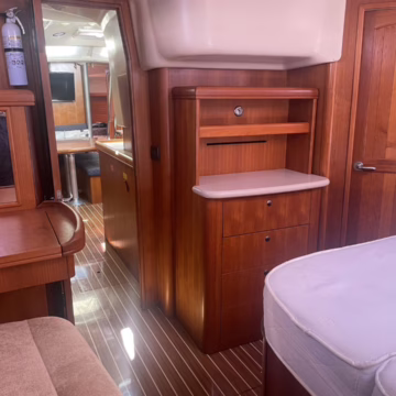 2007 Hunter 45′ — photo 8
