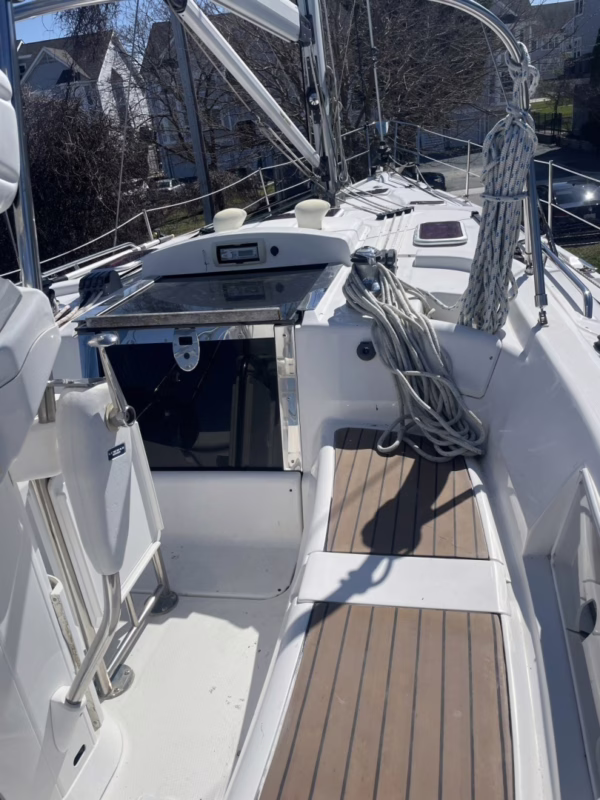 2007 Hunter 45′ — photo 9