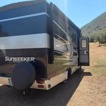 2022 Mercedes-Benz 3500 Forest River Sunseeker 2400B MBS — photo 32