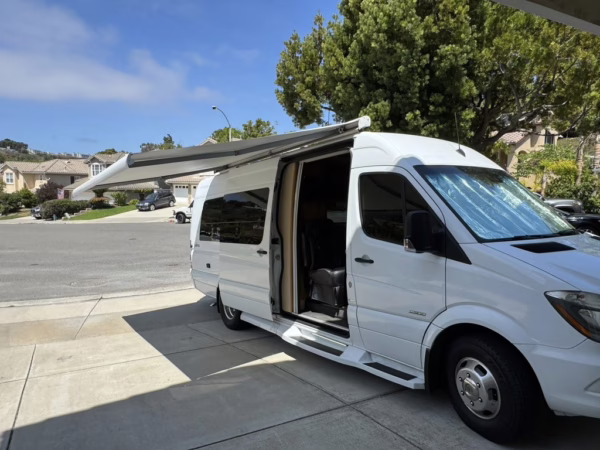2016 Mercedes-Benz Sprinter 3500 Coachmen Galleria 24SQ — photo 36