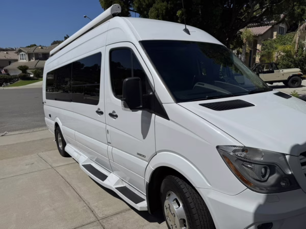 2016 Mercedes-Benz Sprinter 3500 Coachmen Galleria 24SQ — photo 38