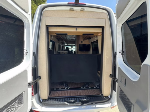 2016 Mercedes-Benz Sprinter 3500 Coachmen Galleria 24SQ — photo 40